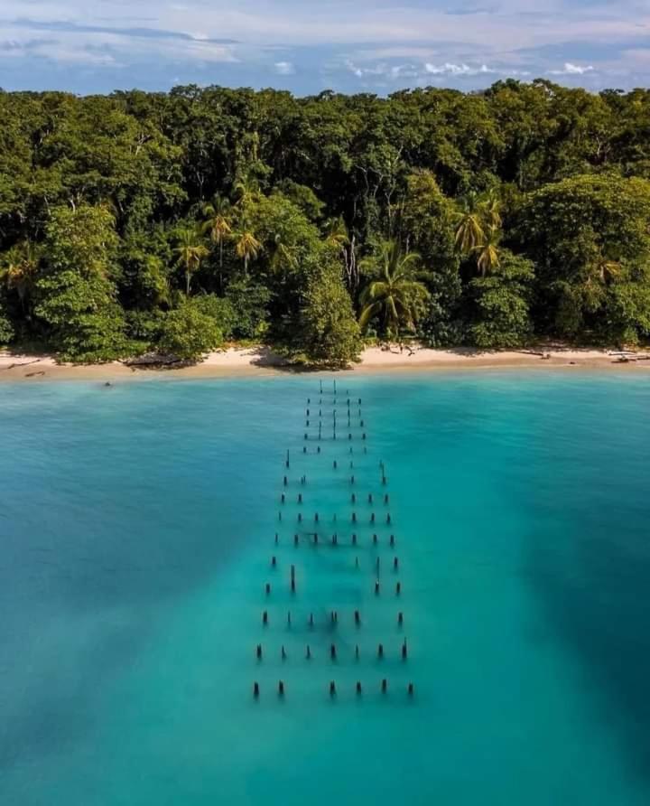 Hotel Cahuita Εξωτερικό φωτογραφία