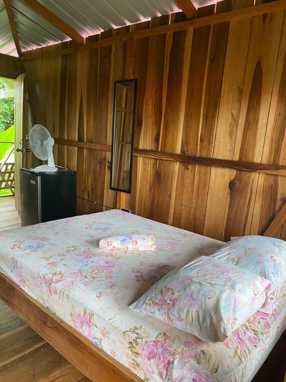Hotel Cahuita Εξωτερικό φωτογραφία